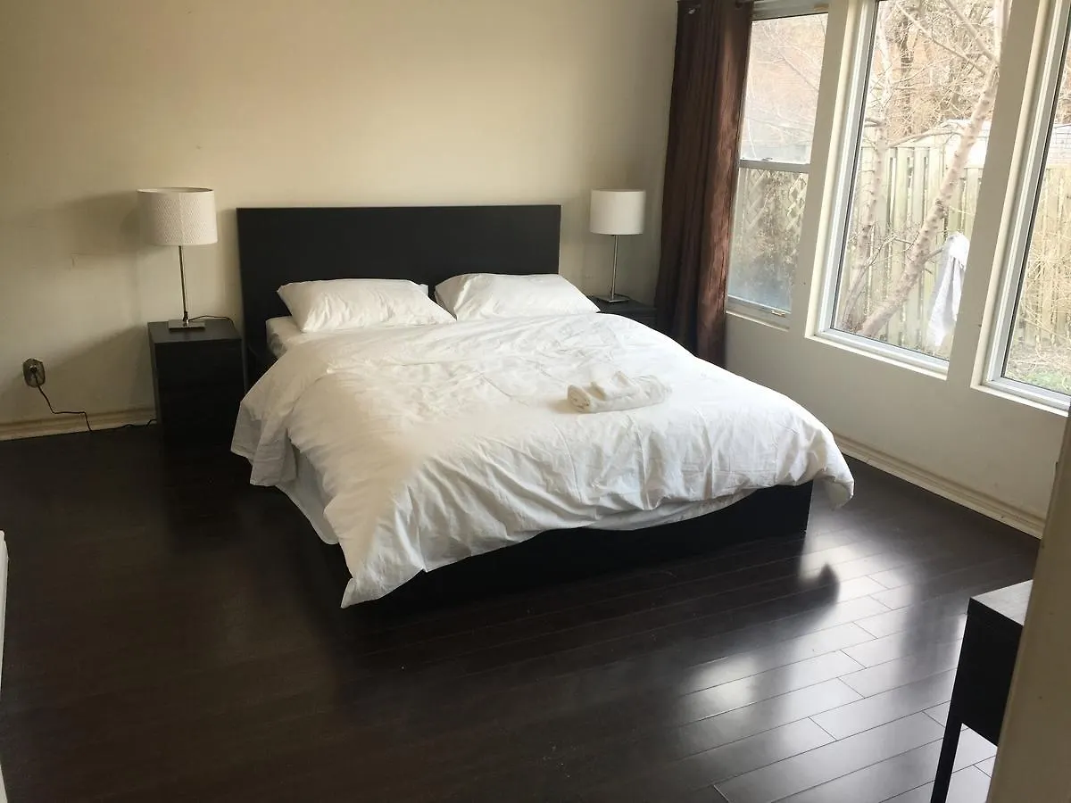 Don Mills Guest House 2*, Toronto Canada